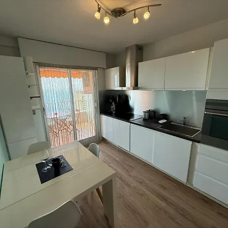 Apartment Frontiere Avec Monaco - Balcon Avec Vue - Parking - Do